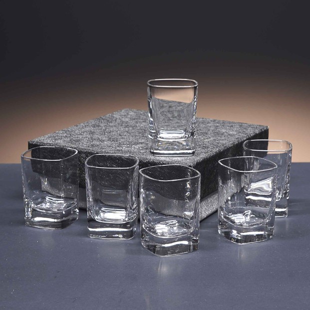Juego de 6 vasos de cristal para chupitos de licor o whisky - Colección STRAUSS.